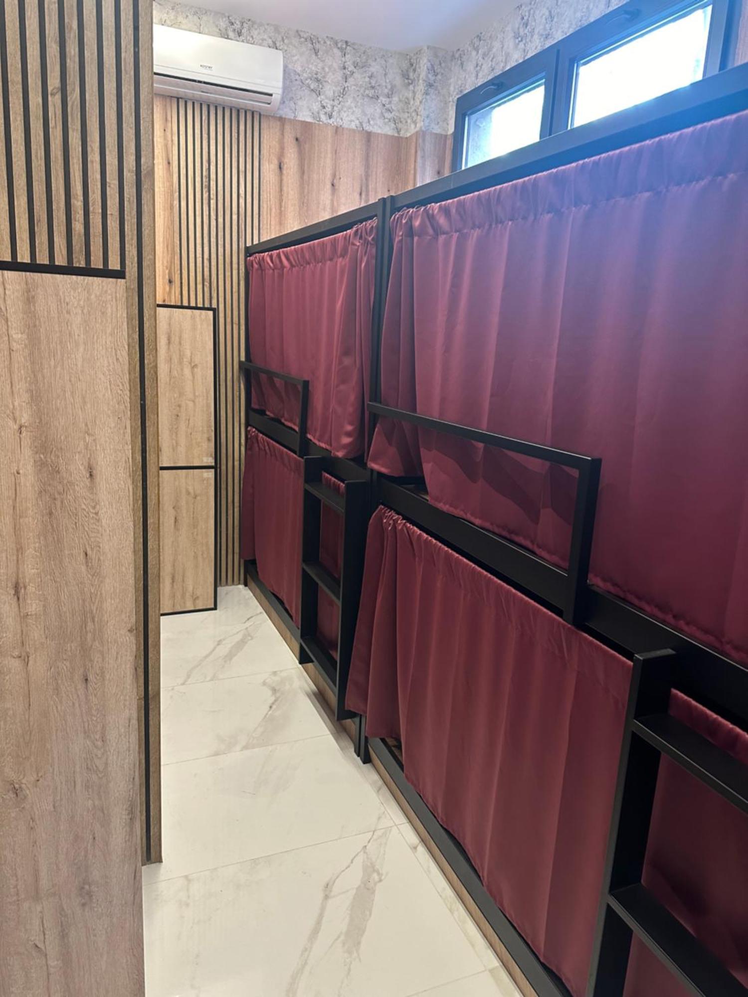 Bed in 8-Bed Mixed Dormitory Room
